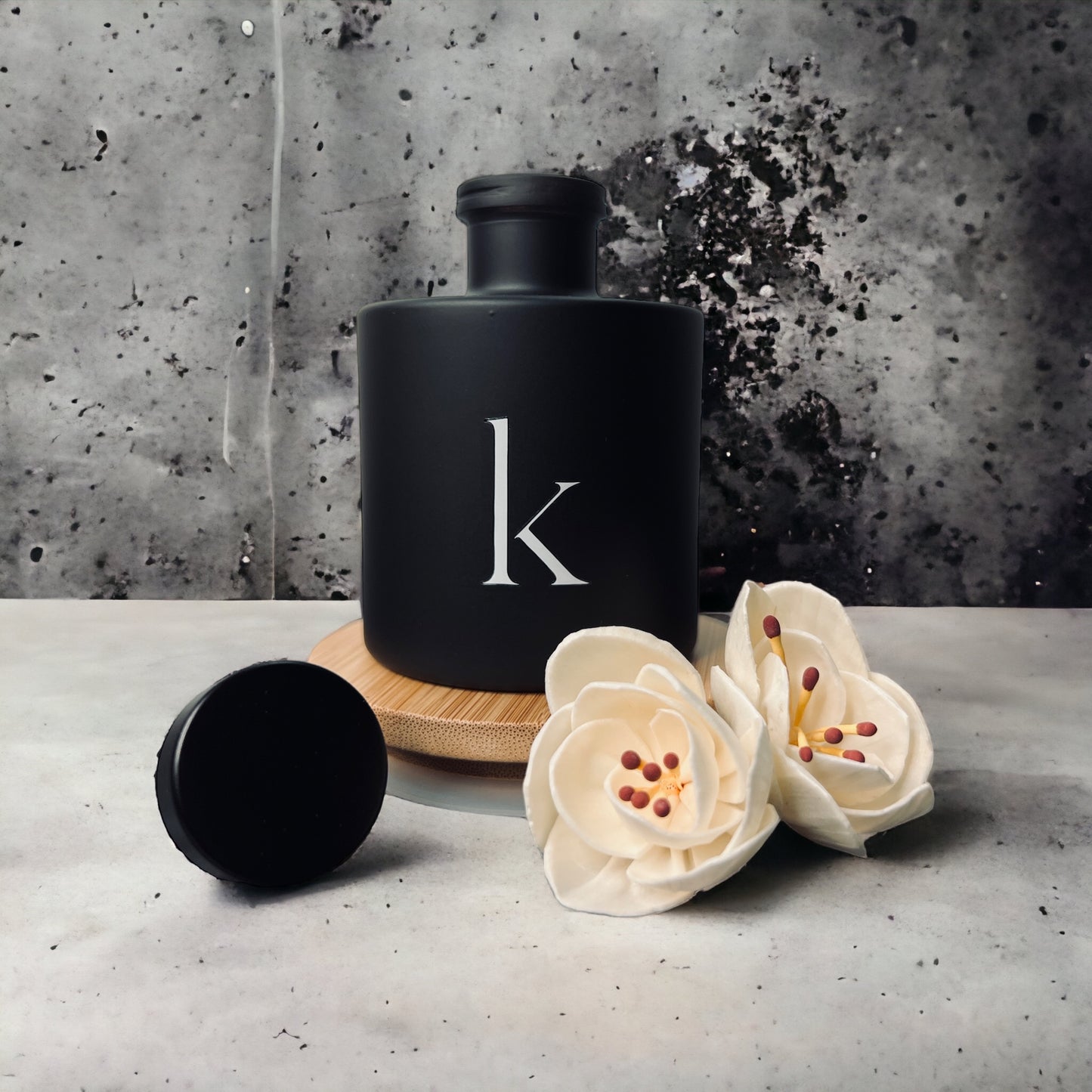 Reed Diffuser – 4 oz Matte Black Glass, Long-Lasting, Flame-Free Home Fragrance | Handmade in Miami Fall Scent Collection. Perfect gift for women, mom, sister, anniversary, holidays