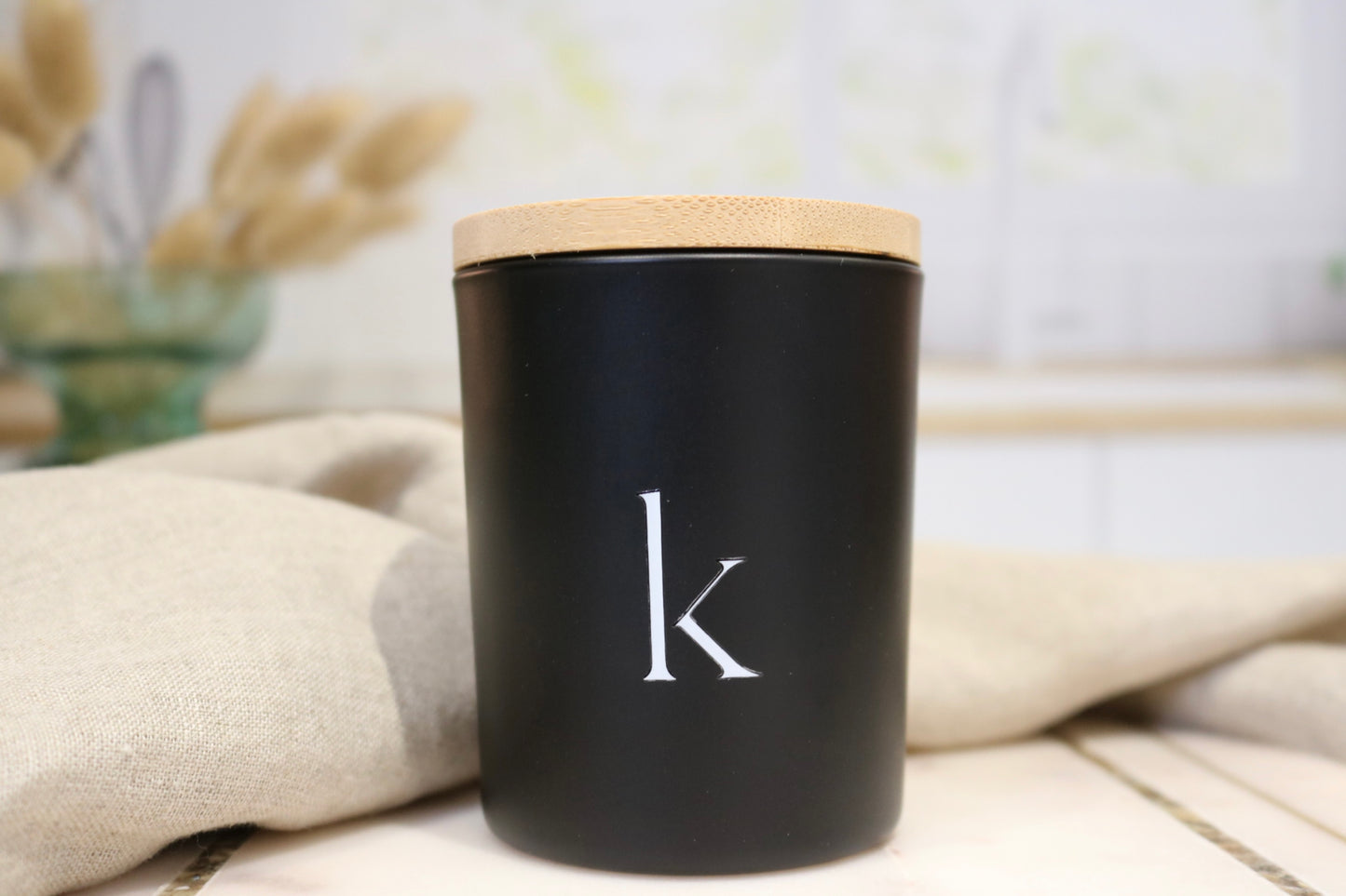 7 oz Soy Candle – Hand Poured, Clean Burning, Artisan Fragrance, Eco & Pet Friendly Candles - scent: Amber, Rose, Patchouli, Sandalwood