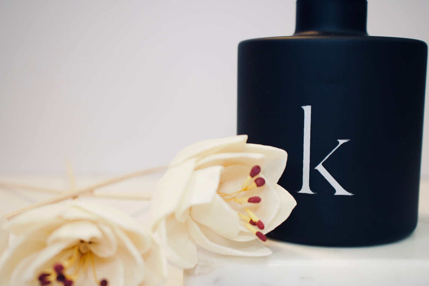 Reed Diffusers 4oz with flower and fiber reeds